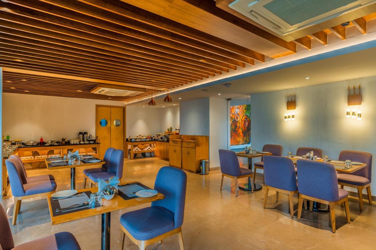 De Mandarin Hotel Goa Кандолим Экстерьер фото