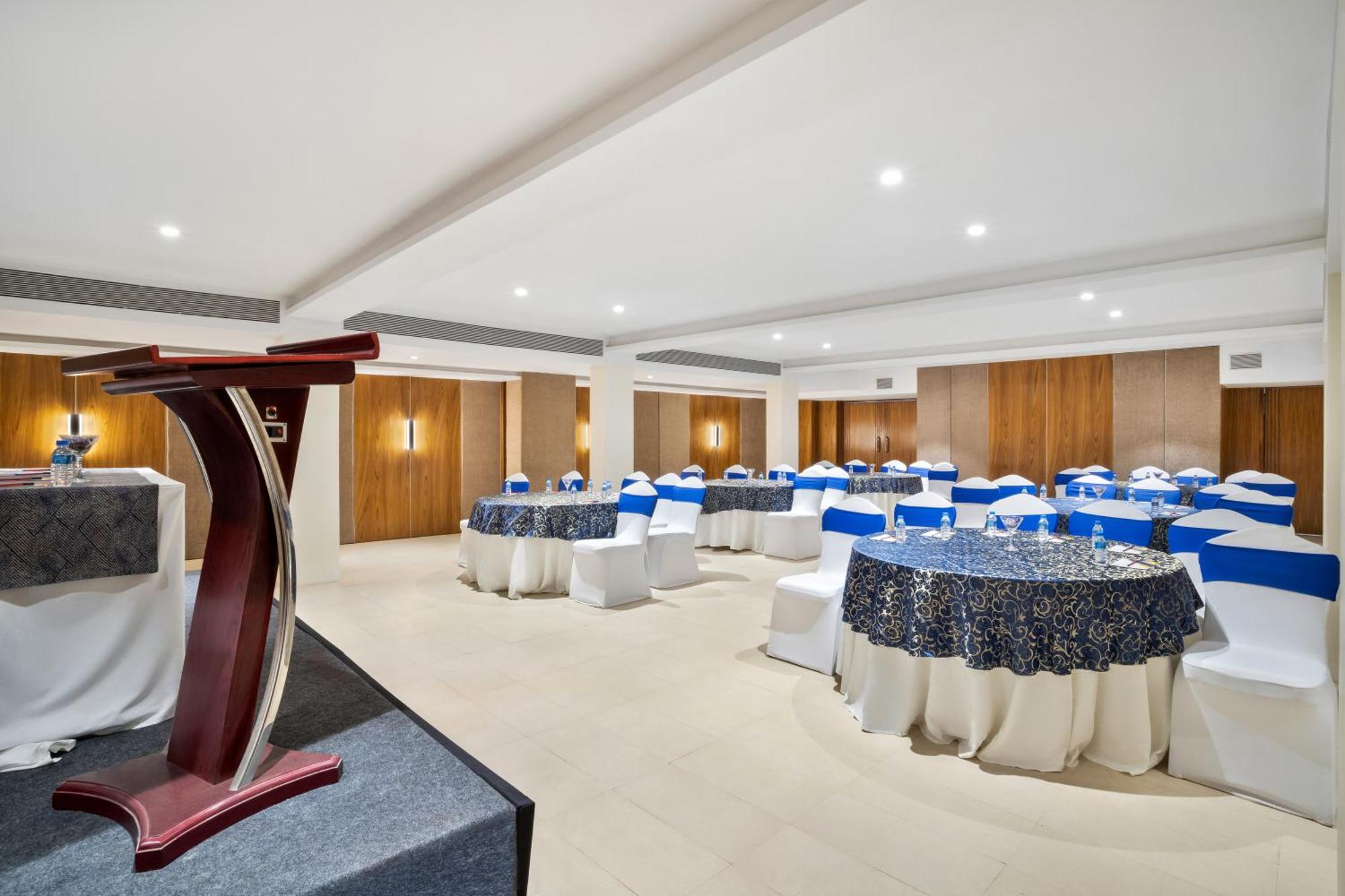 De Mandarin Hotel Goa Кандолим Экстерьер фото